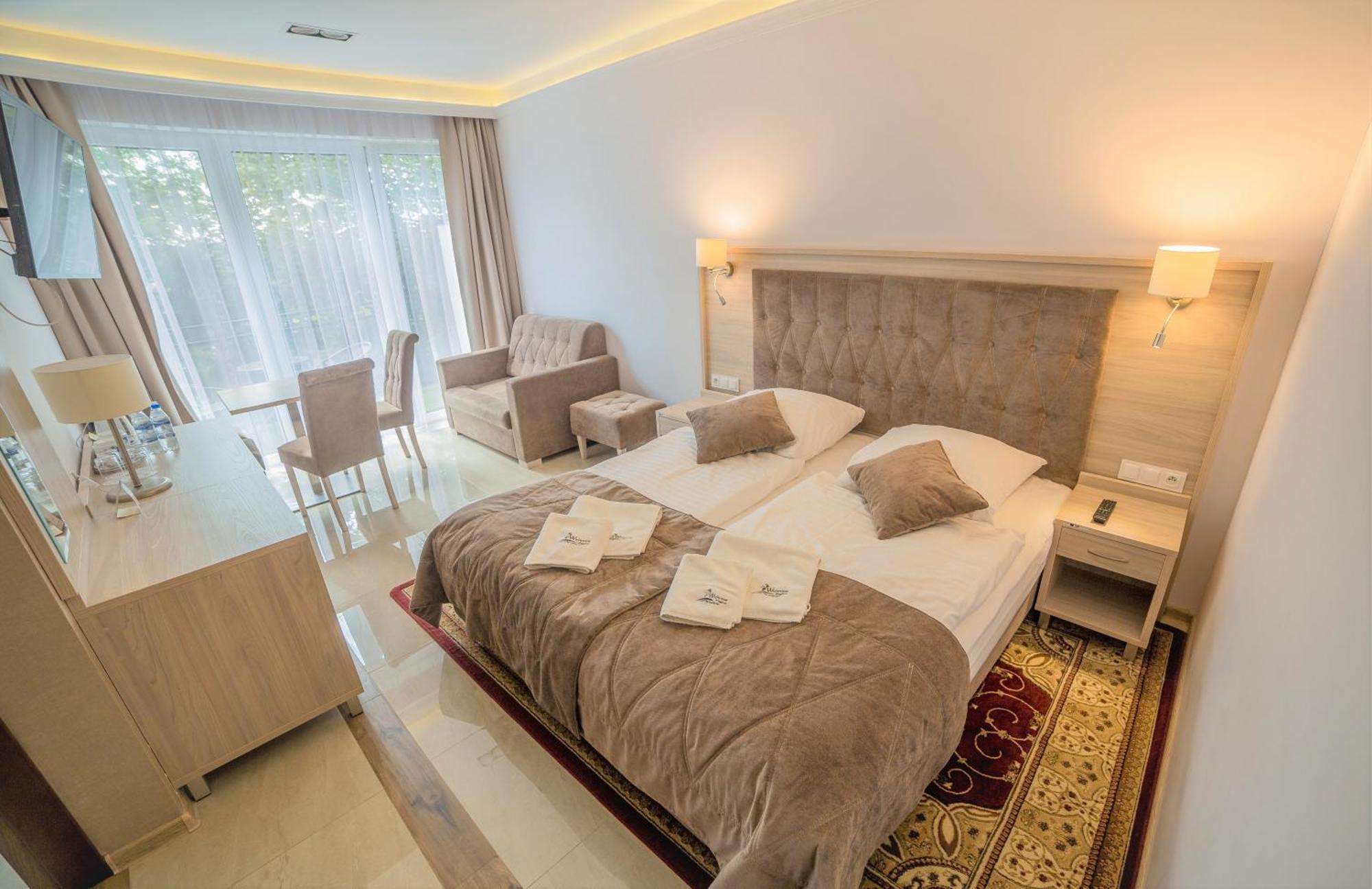 Wichrowe Wzgorze Chmielno Hotel Luaran gambar