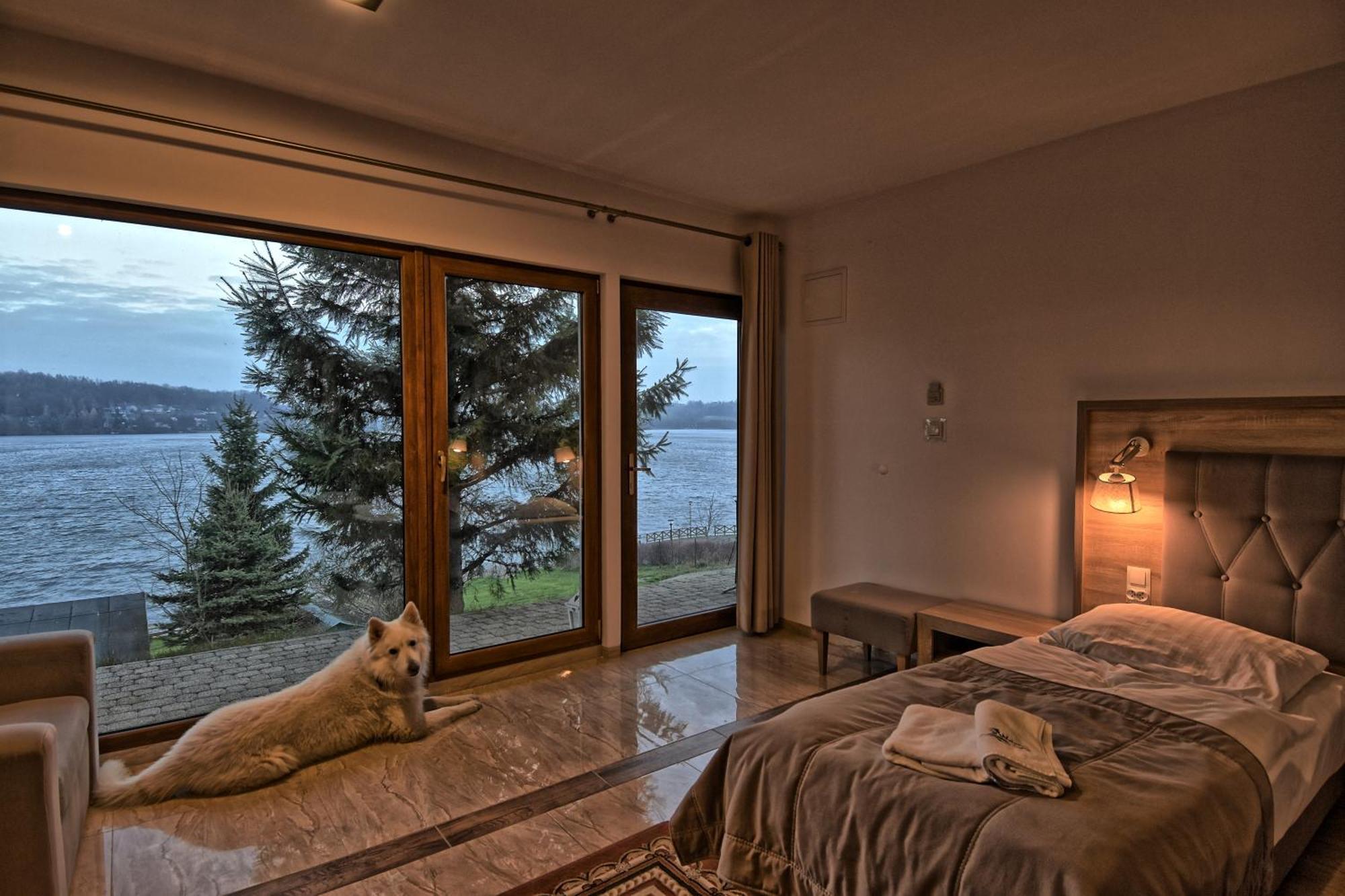 Wichrowe Wzgorze Chmielno Hotel Luaran gambar